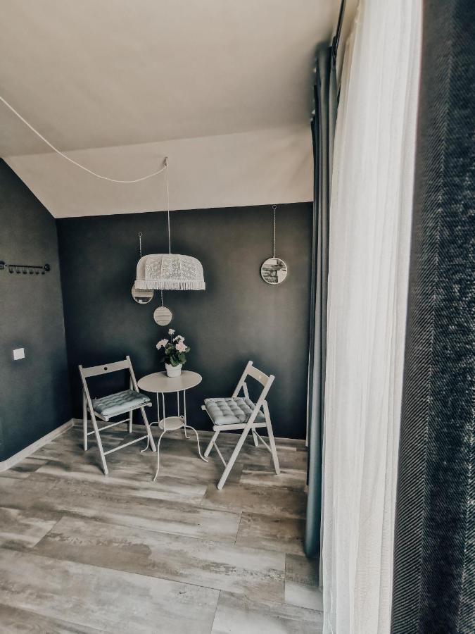 Viesu Maja Kalnaruski Ape Exteriér fotografie